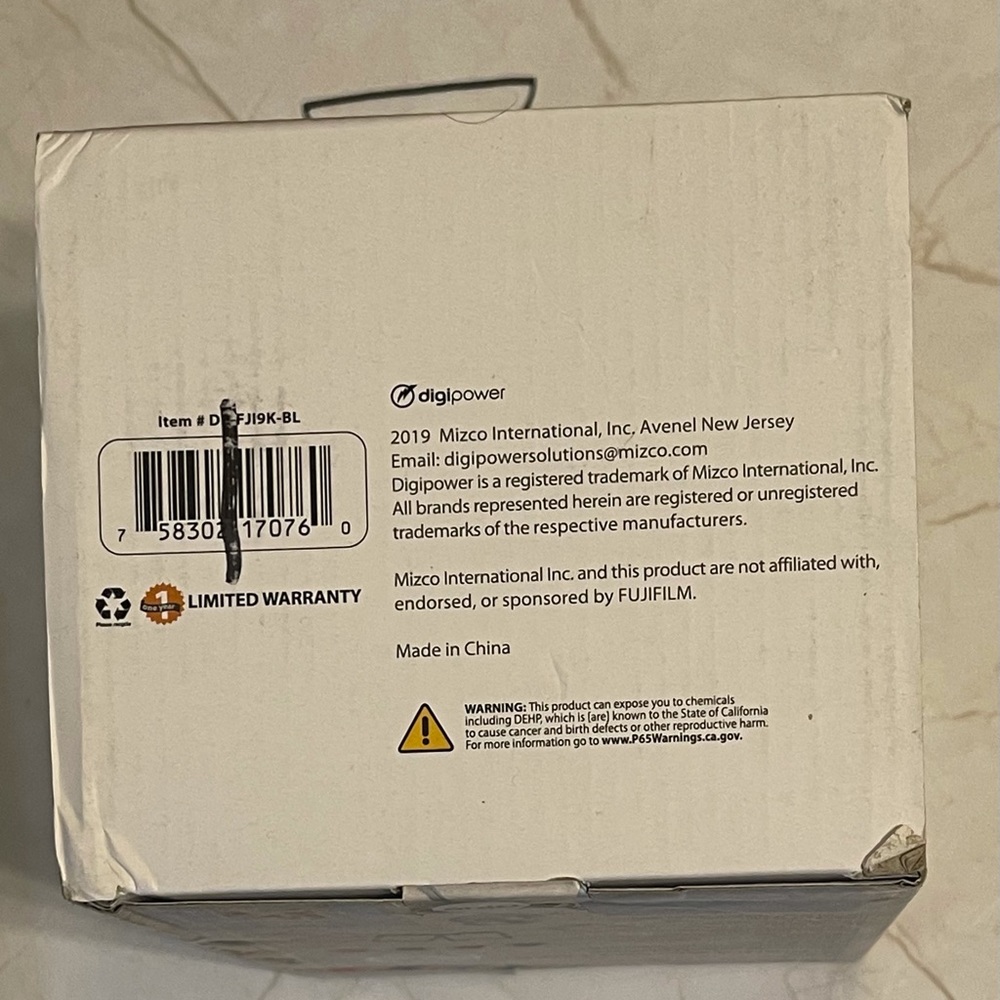 Digipower Blue Instant Camera Accessory KIT - Picture 3 of 3
